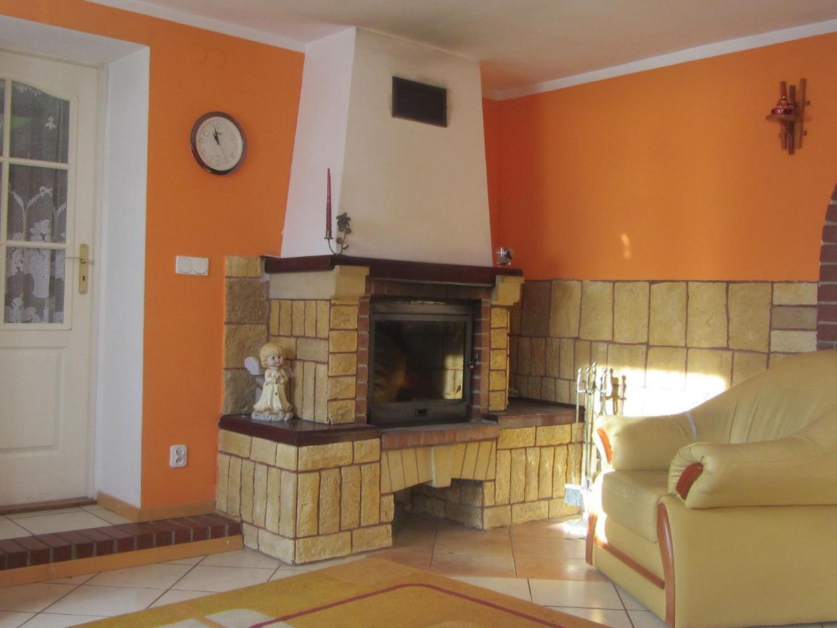 Spacious Holiday Home In Stara Kamienica With Pond Экстерьер фото